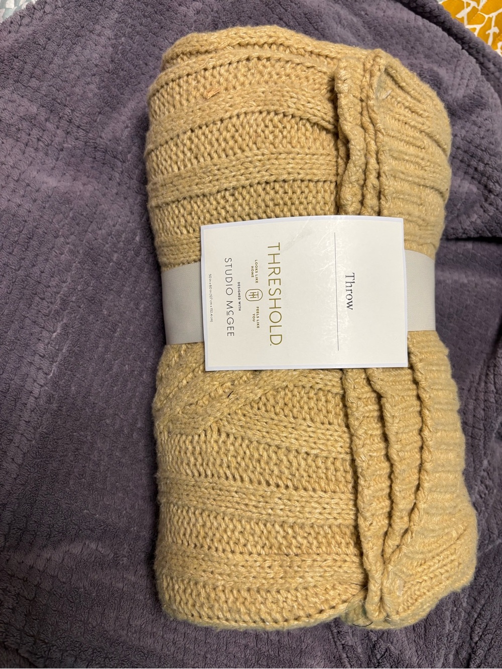 Throw packaging label